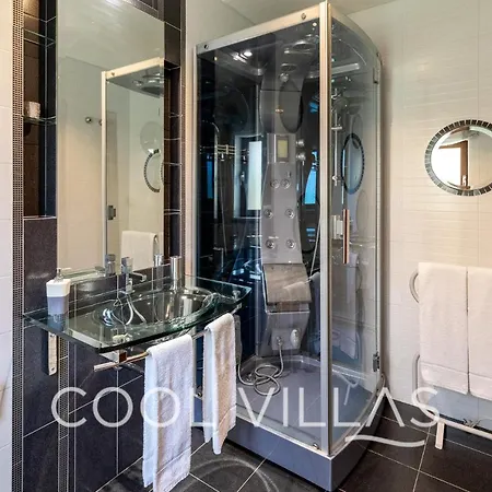 Villa Aurora Premium Villa Walking Distance To Beach